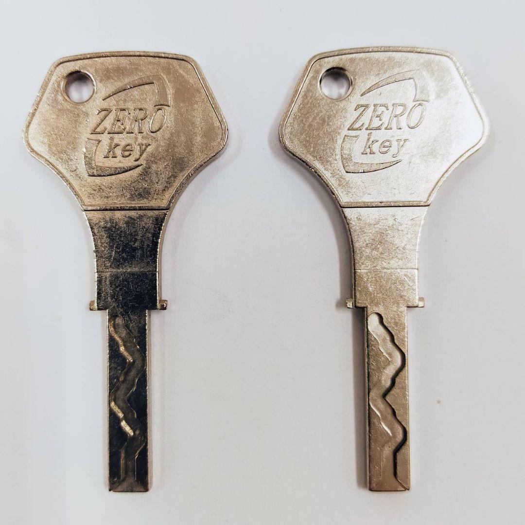 送料無料】 パチスロ流通キー 2本 ZEROキー 流通キー NCLキーゼロキー