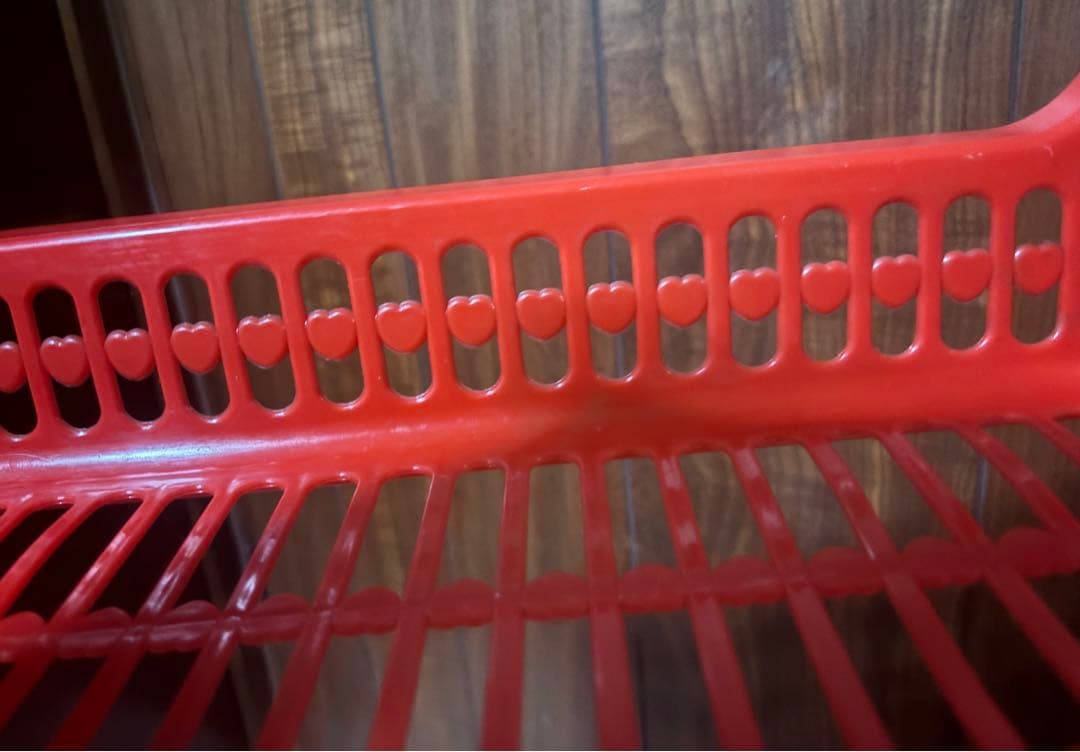 レトロポップ！ハート模様の３段キャスターラック　赤