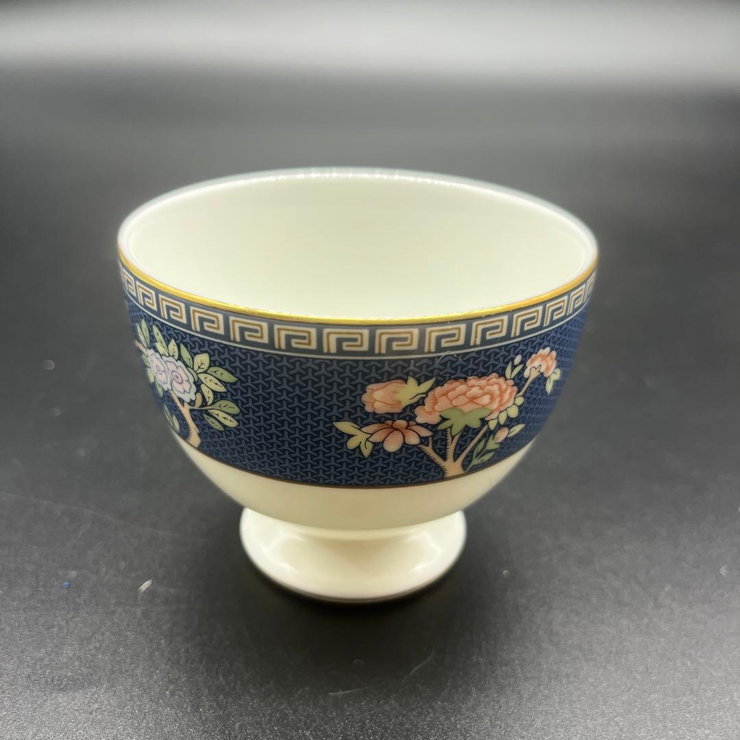 希少】ウェッジウッド・ブルーサイアム ティーカップ&ソーサー - メルカリ