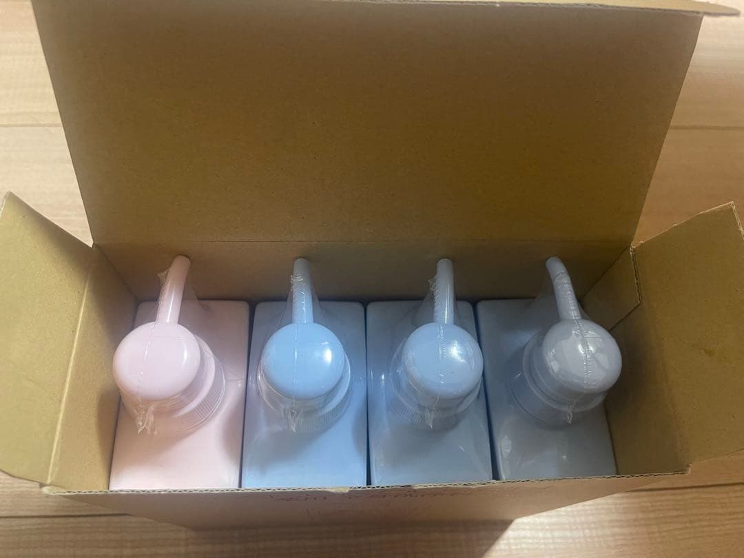 希少‼️【新品未開封】薬酵泉 薬用全身洗浄料 限定カラー青.桜ボトル入4本セット