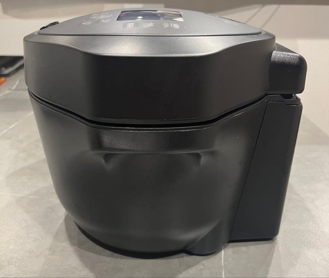 りりりんこ様限定⭐️ヘルシオ ホットクック☆水なし自動調理鍋 炊飯器　2.4L