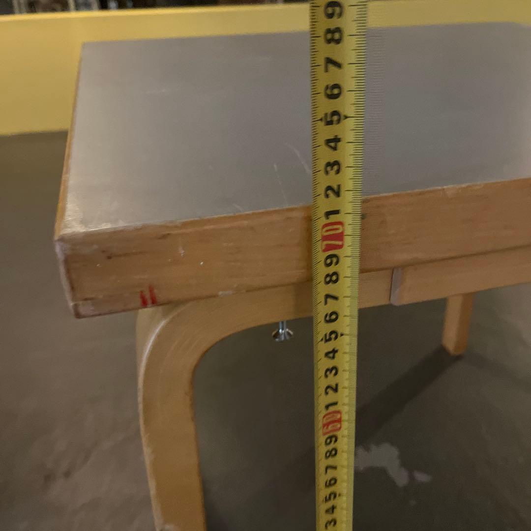 Artek table 正方形　Alvar Aalto グレーリノリウム