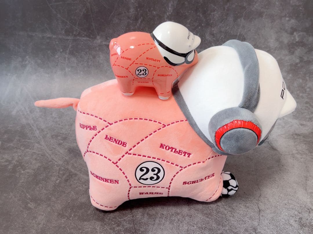 ポルシェ ピンクピッグ ぬいぐるみ 陶磁器 Porsche PINK PIG - メルカリ