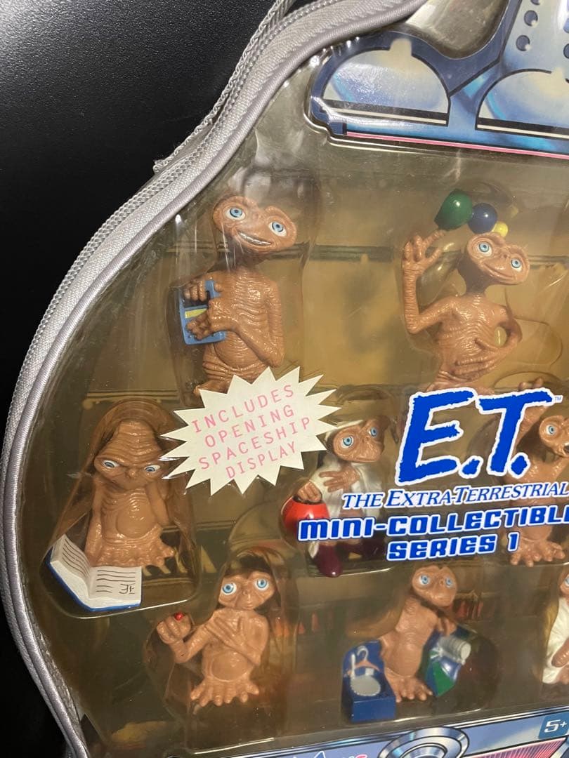 希少！映画 『E.T.』スティーヴン・スピルバーグ 限定フィギュアパック‼