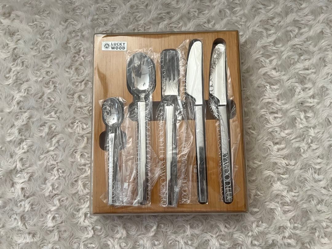 ラッキーウッド　カトラリーセット　スカンジナビア　ディナーセット〈20本セット〉