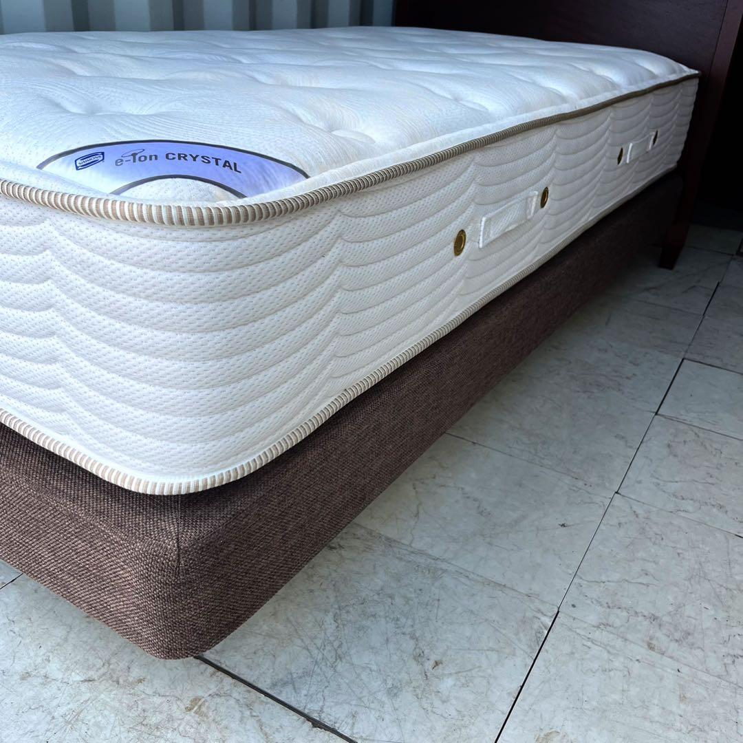 取付無料！シモンズ エグゼクティブeイオン シングルマットレス&ベッドフレーム✨