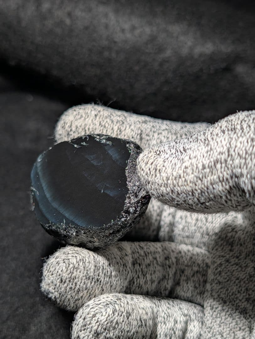 研磨品】十勝石玲瓏 北海道産レインボーオブシディアン 十勝石 玲瓏石