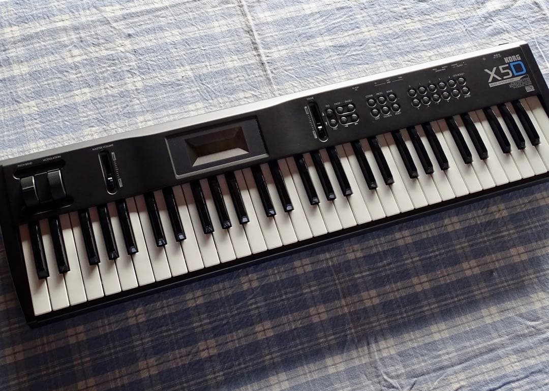 ほぼ美品】KORG コルグ X5D ソフトケース ボーナスディスク付属 - メルカリ