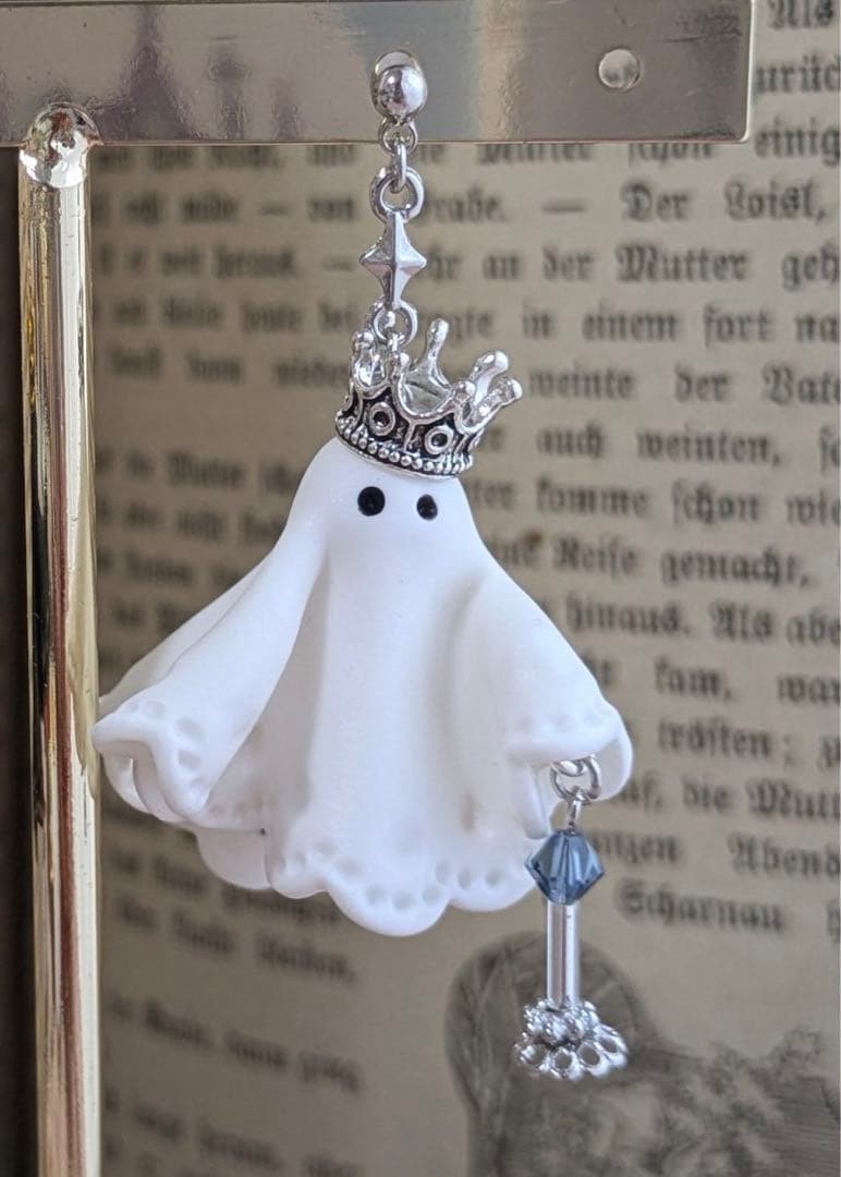 Mystic garden おばけピアス　Who are you？