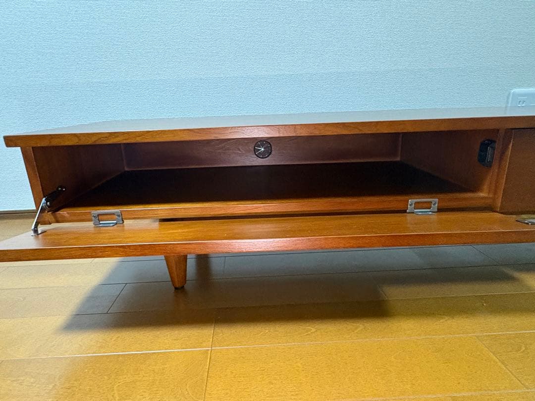 あ*お様 TRESTLES TV BOARD LOW トラッセル テレビボード