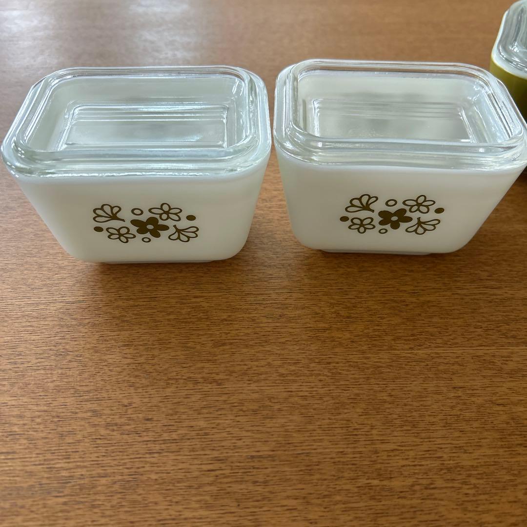 オールドPyrex花柄ガラス保存容器3個セット