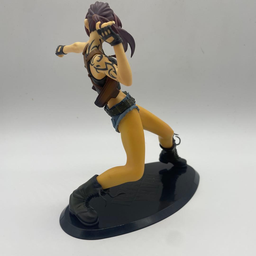 レヴィ　ブラックラグーン　アルター