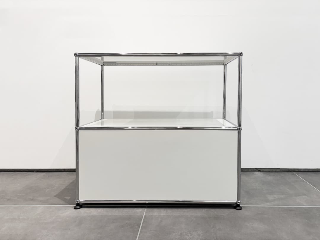 USM ハラー 【正規品】ホワイト 超美品 1列２段ドロップドア付き