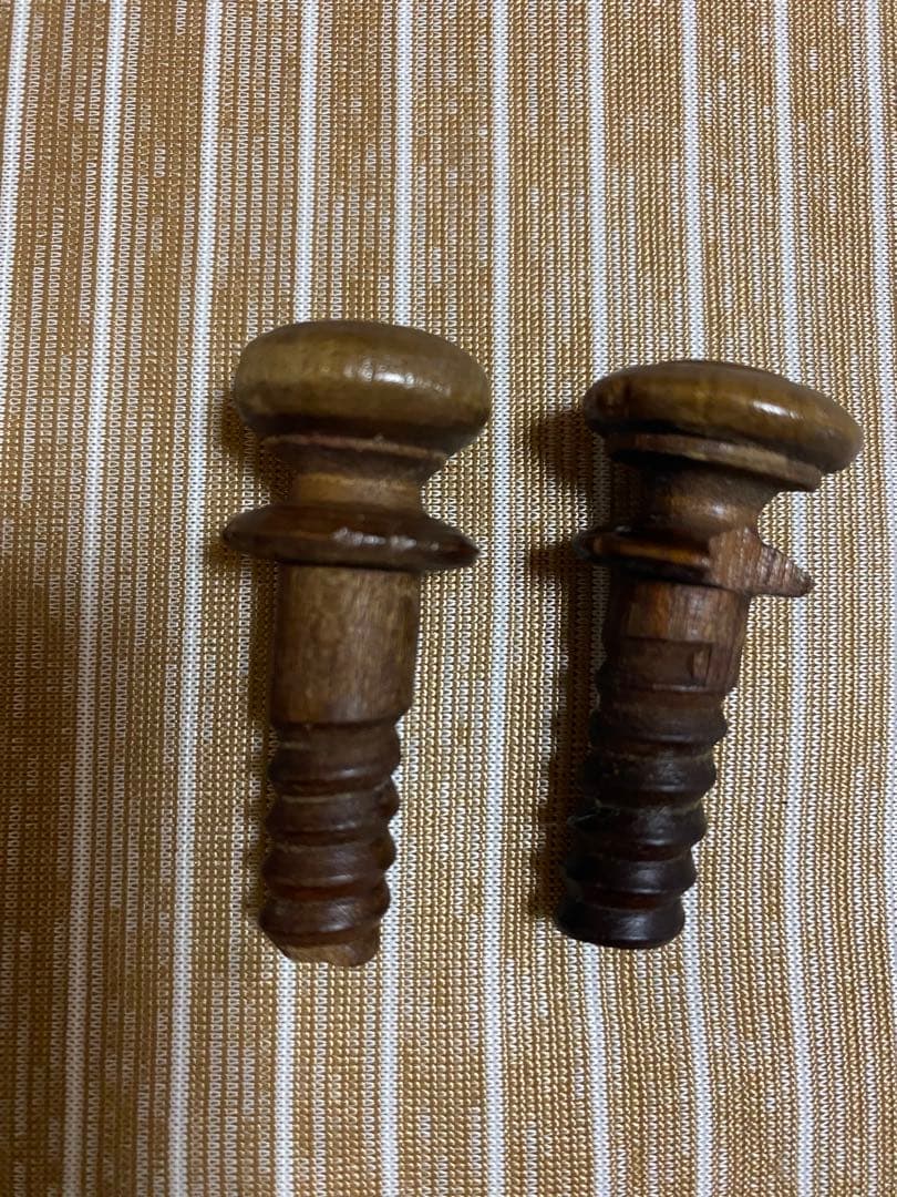 国宝に出てくる昭和レトロな姫鏡台