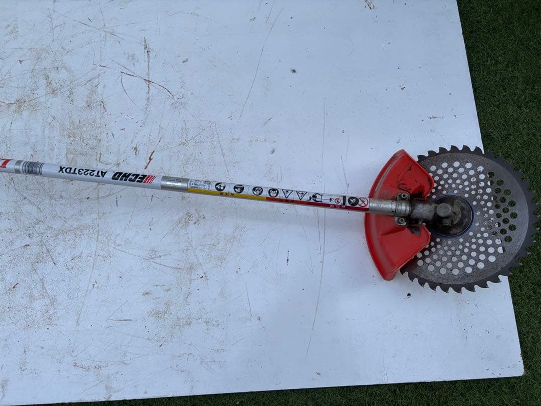 共立 ECHO エンジン刈払機 AT223TDX 肩掛け式 草刈機 - メルカリ