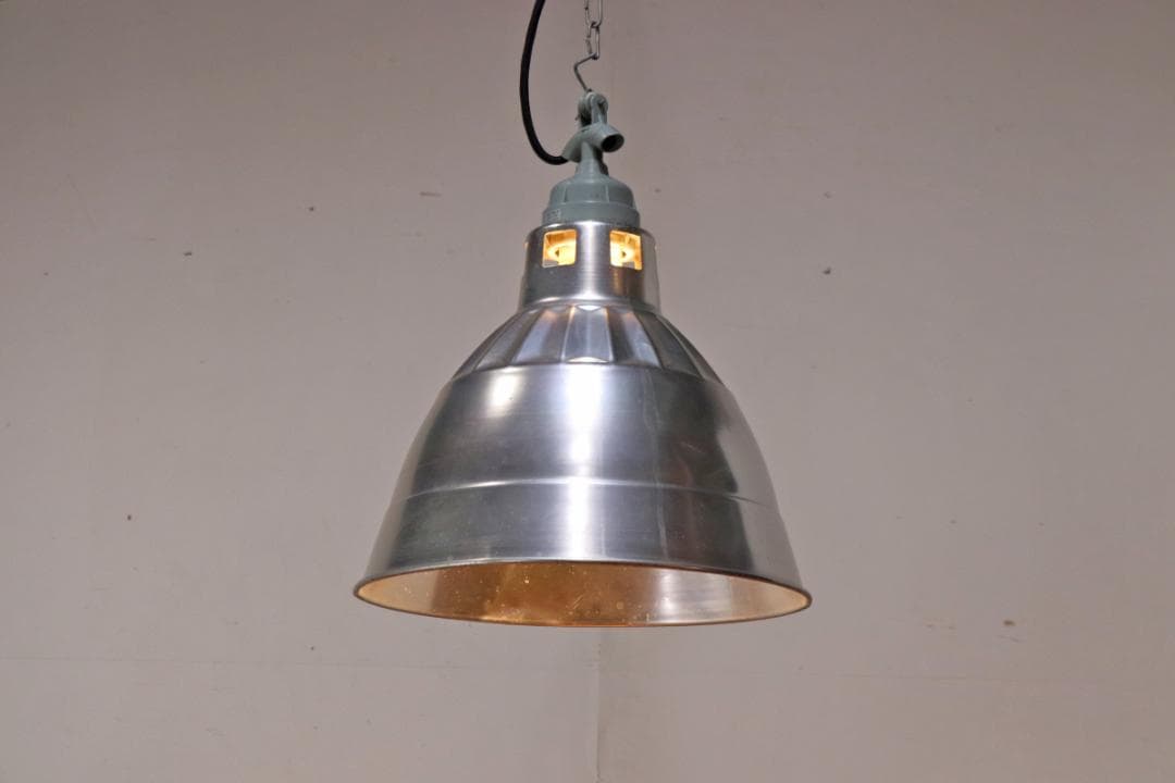 ヴィンテージ ペンダントライト ランプ 照明 吊り下げ アルミシェード 1