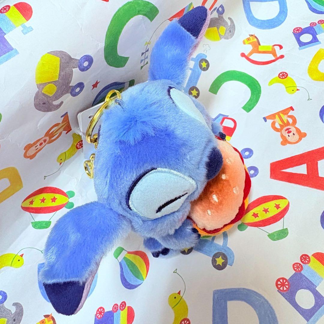 スティッチ ぬいぐるみキーホルダー・キーチェーン MOGUMOGU - メルカリ