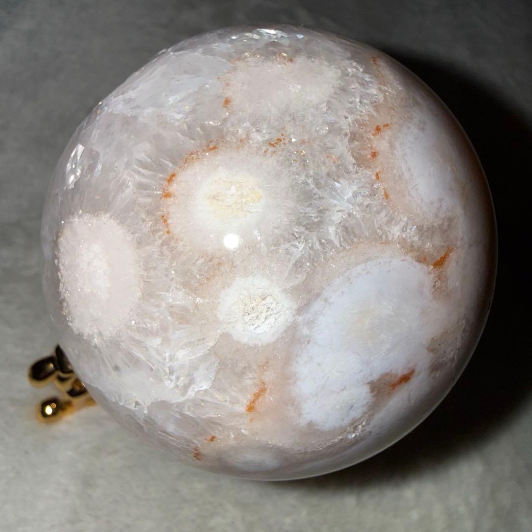 桜瑪瑙　スフィア　球体 置物 淡いピンク　ピンクアメジスト　6.5cm