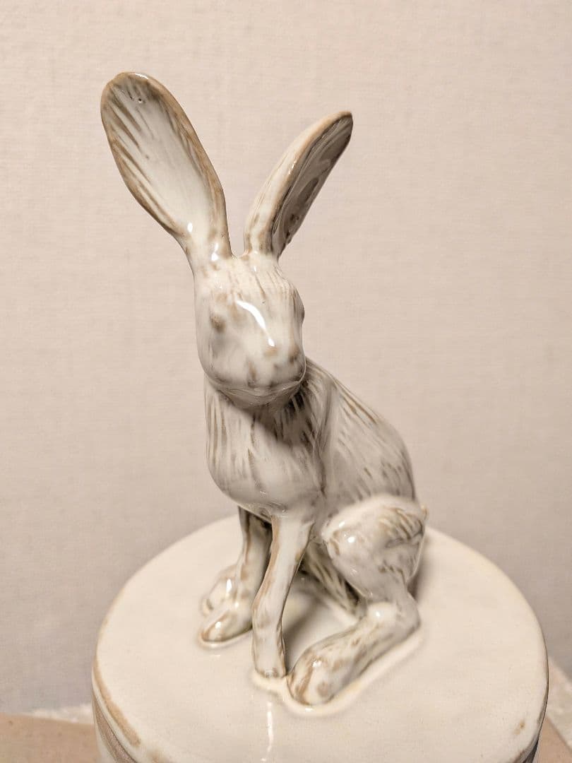 ヤナカーン　Yarnnakarn　ウサギポット