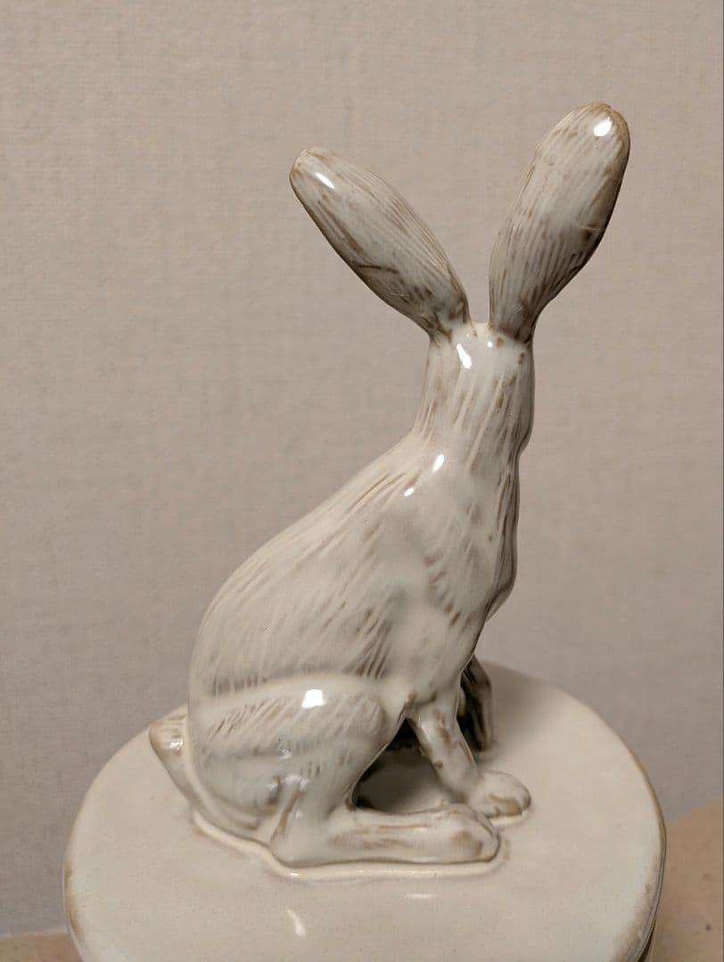 ヤナカーン　Yarnnakarn　ウサギポット