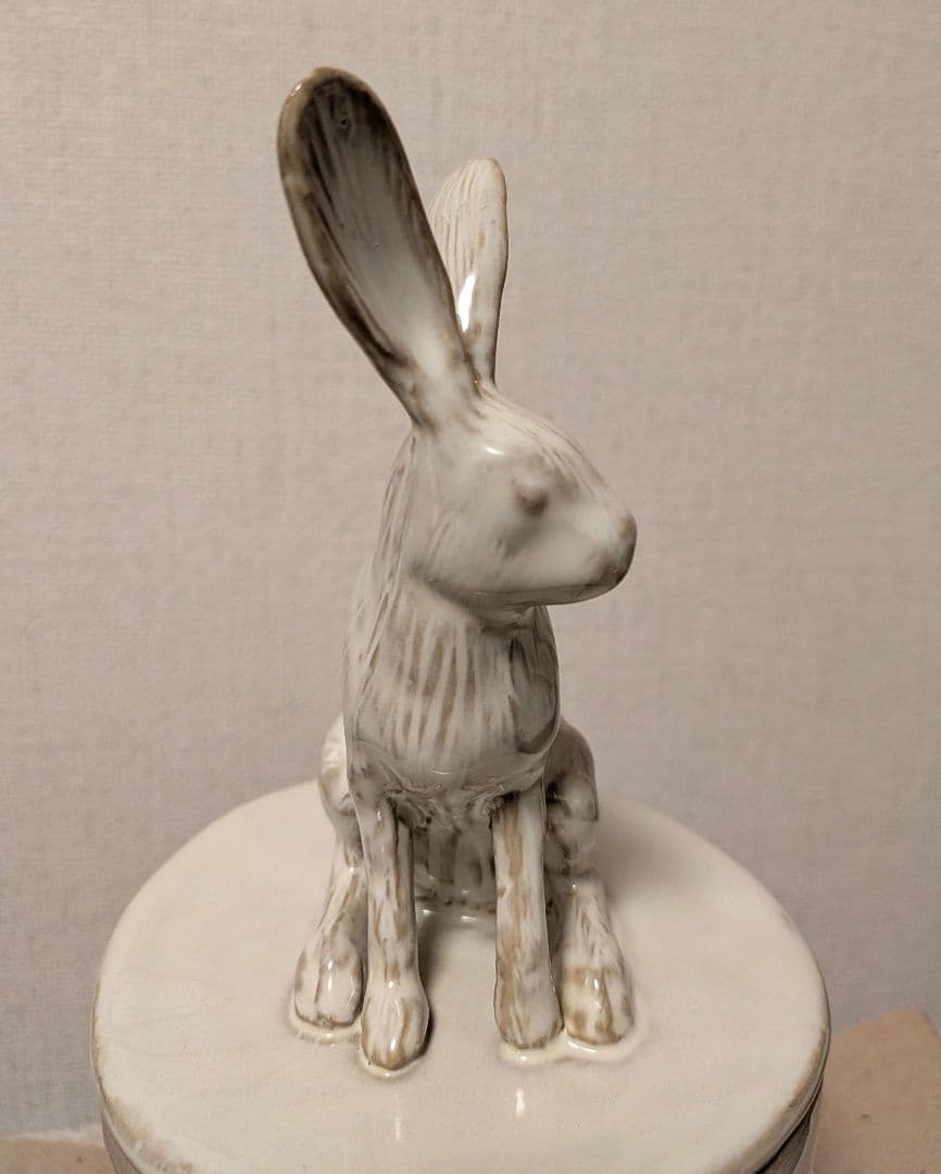 ヤナカーン　Yarnnakarn　ウサギポット