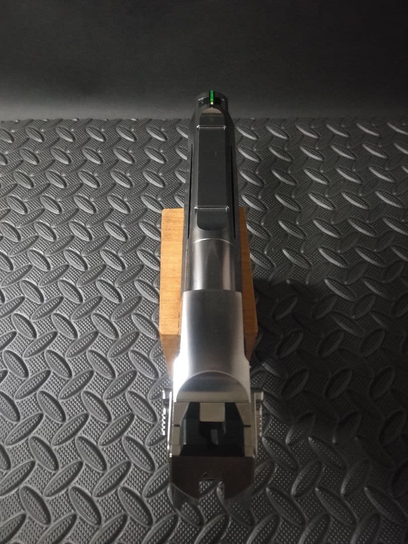 東京マルイ　ガスブローバックガン　ライトニングホーク