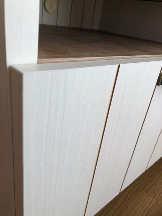 テレビ台　チェスター