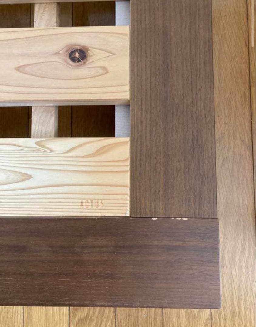 アクタス　木製クイーンベッドフレーム ダークブラウン