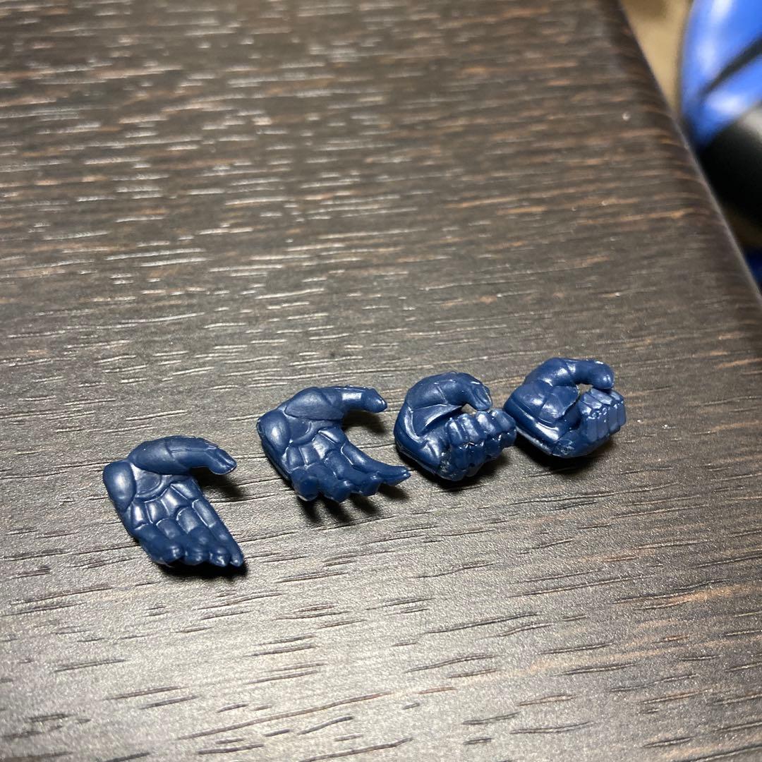 S.H.Figuarts フィギュアーツ　仮面ライダーナイト　ダークウイング