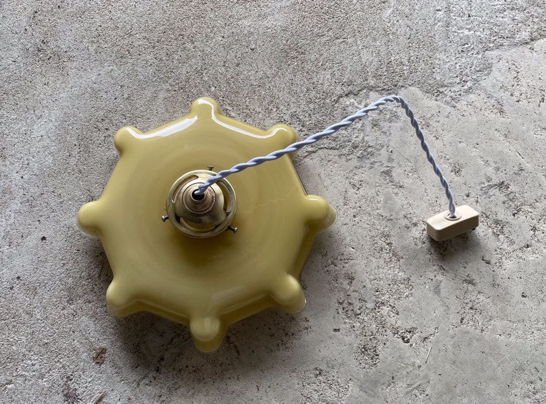 86. 40’s フランスアンティーク　古民家 ガラスシェードペンダントランプ