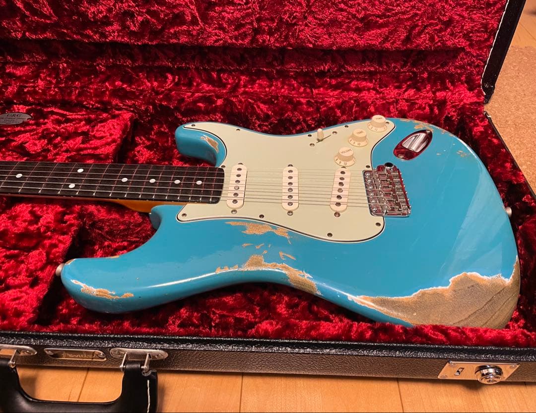 Fender C/S 60 Strat Heavy Relic 超軽量 ワケアリ - メルカリ