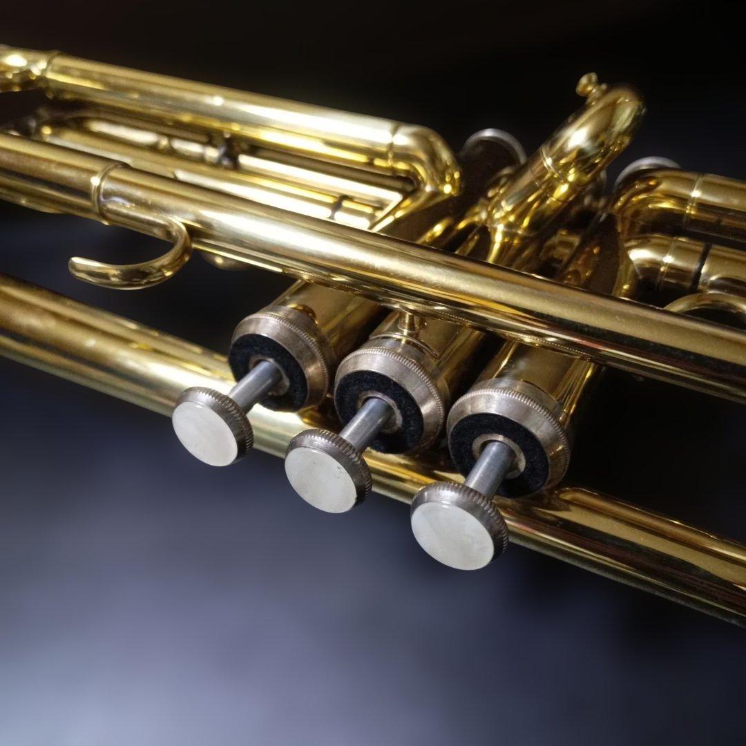 ミネルバ トランペット MTR−200 ゴールド ケース付き - メルカリ