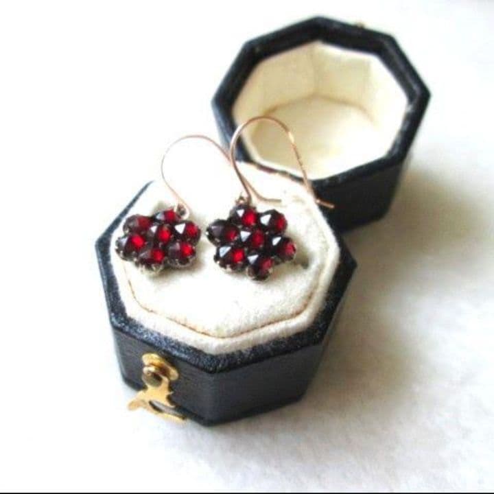 アンティーク　ガーネット　ピアス小②　10金の金具　リメイク　ヴィクトリアン