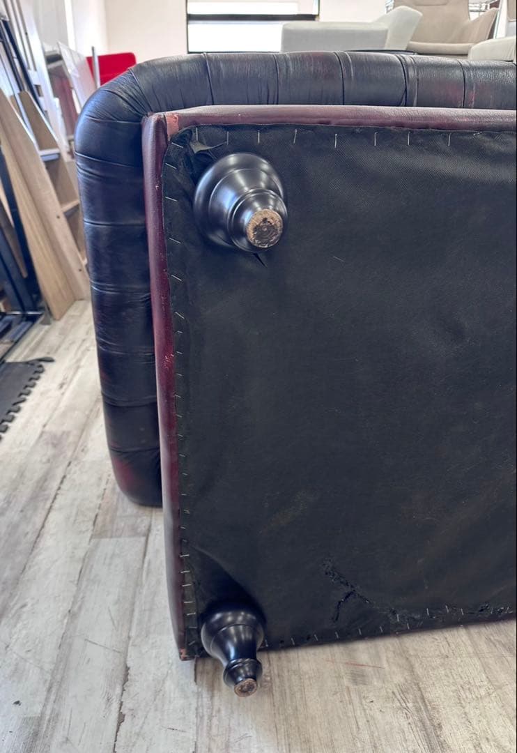 イギリスアンティーク　チェスターフィールド　1人掛けソファ