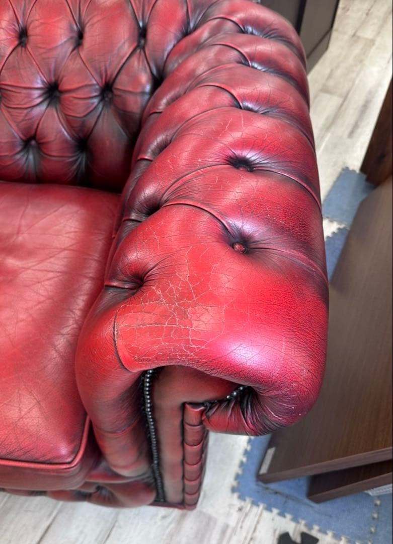 イギリスアンティーク　チェスターフィールド　1人掛けソファ