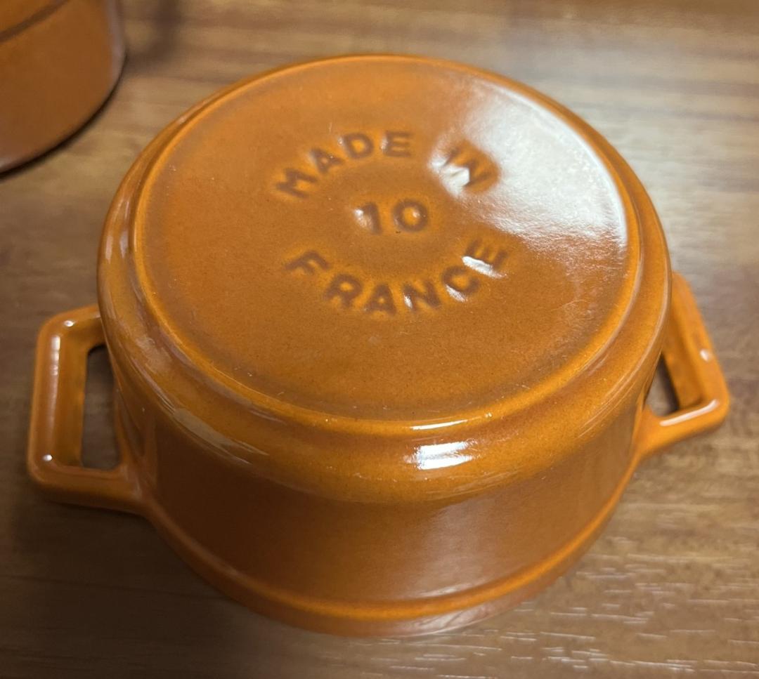 4/25まで【正規品】STAUB ココットラウンド10cm シナモン 1個　送B