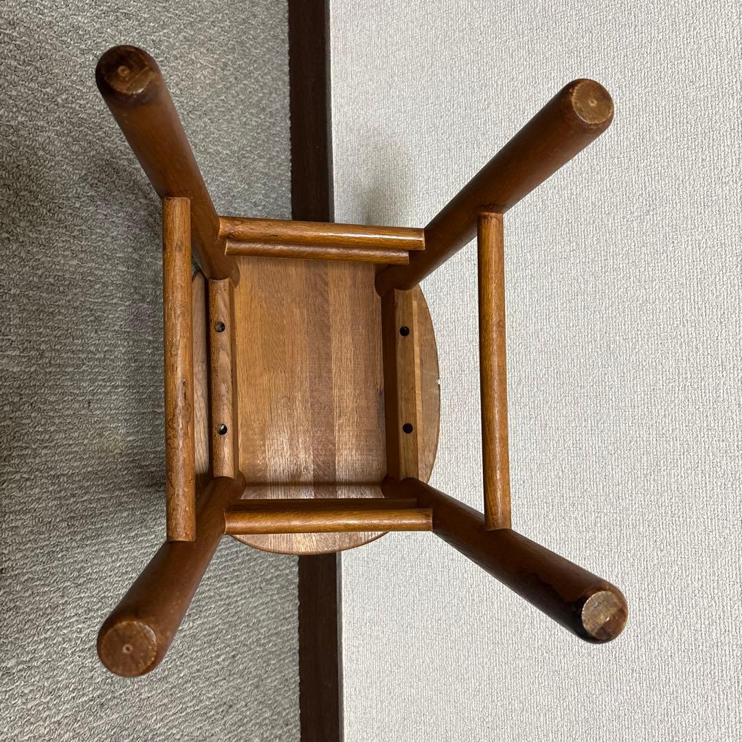 ブラウン木製楕円形スツール