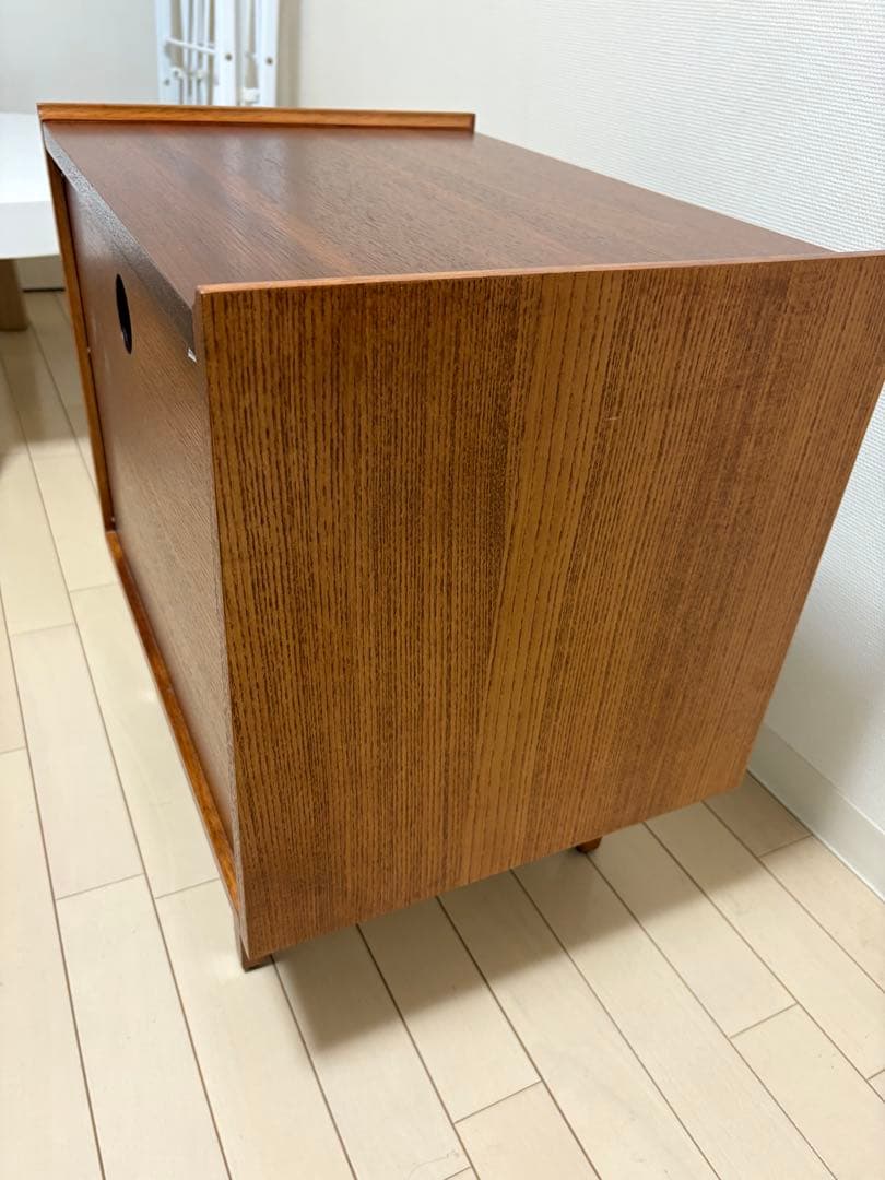 アクメファニチャー　トラッセル ナイトスタンド　引き出し付き