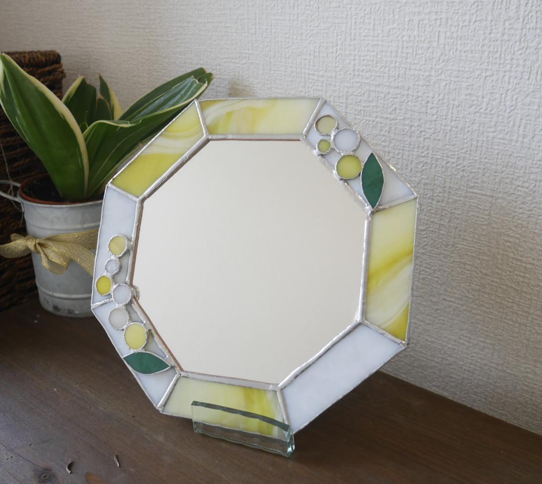 *✴︎:.。.:ミモザの八角形の鏡　(20size/Max21)　ステンドグラス