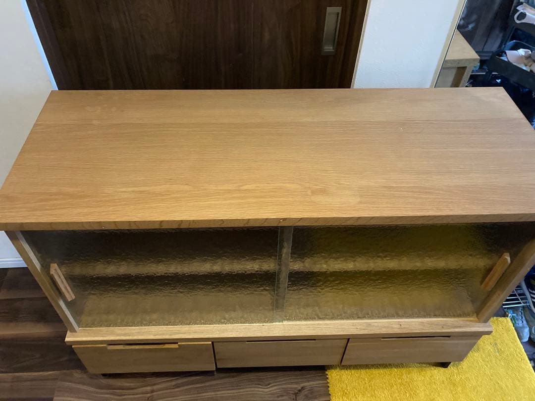 アデペシュ　キャビネット