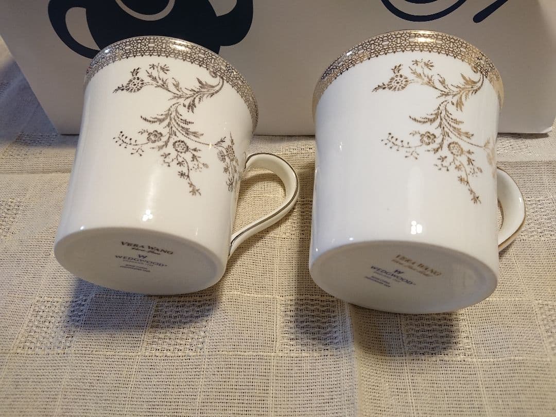 ヴェラウォンヴェラレース マグカップ