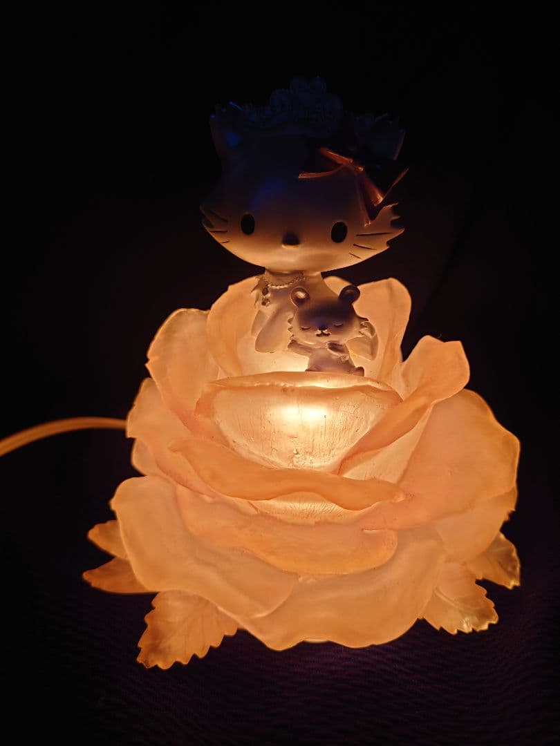 【激レア】チャーミーキティライト