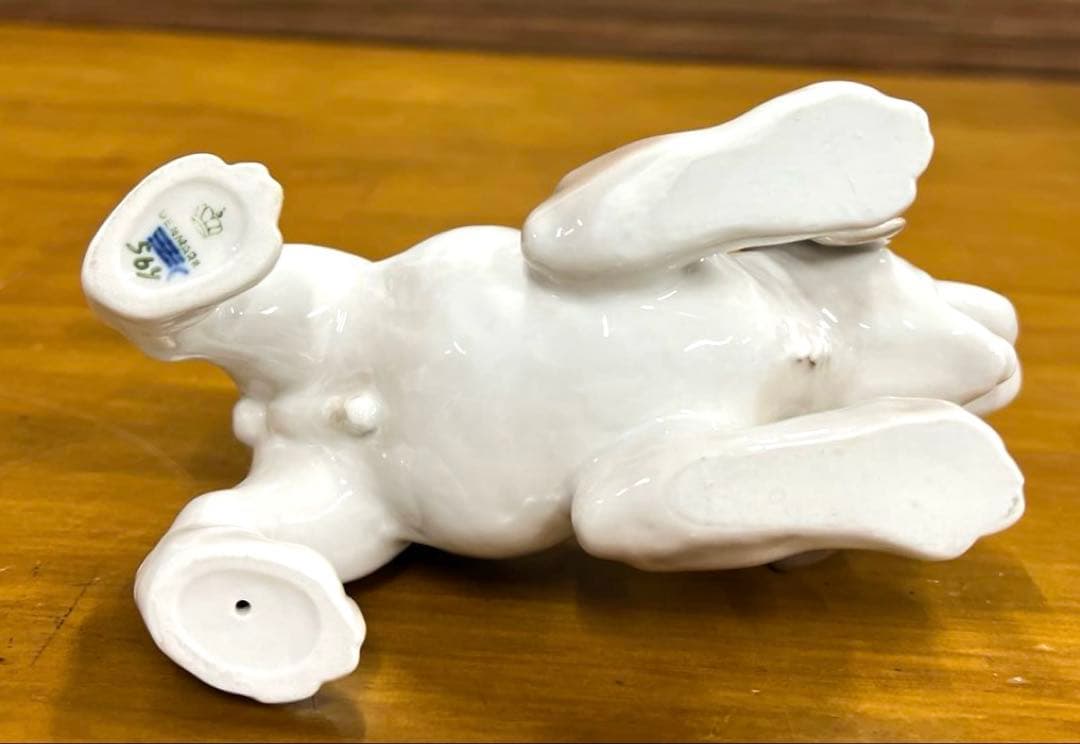 ロイヤルコペンハーゲン ビーグル犬 伏せ 置物 陶磁器 フィギュリン
