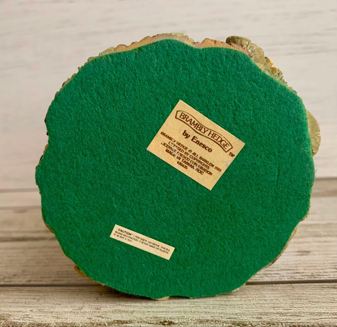 ミセストードフラックス スノードーム ブランブリーヘッジ 置物 フィギュリン