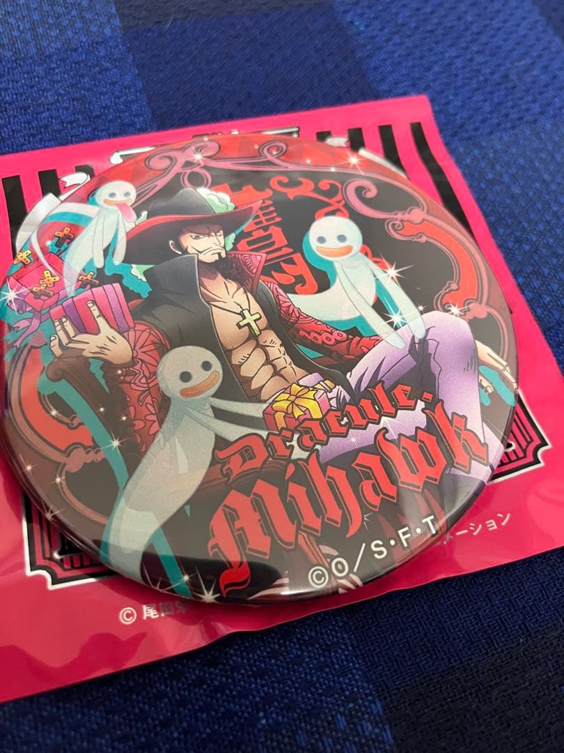 ONE PIECE ワンピース 輩缶バッジ ミホーク ペローナ - メルカリ