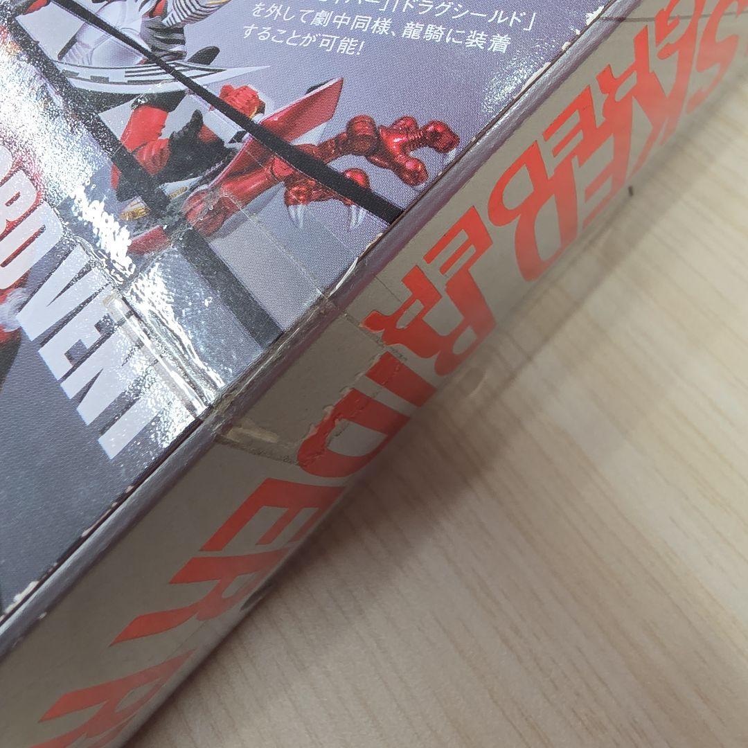 S.H.Figuarts 仮面ライダー龍騎 & ドラグレッダー 中古