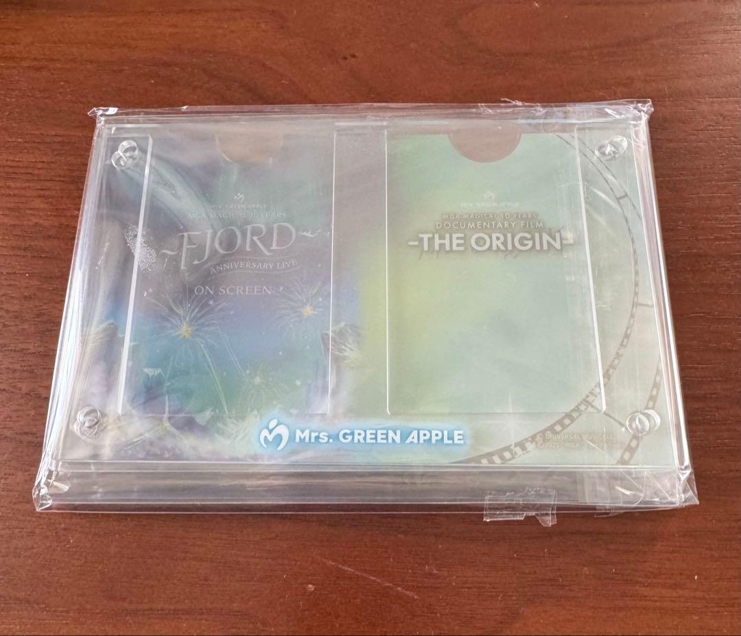 ☆新品未使用☆ミセス MGAムビチケアクリルフレーム 使用済みムビチケ