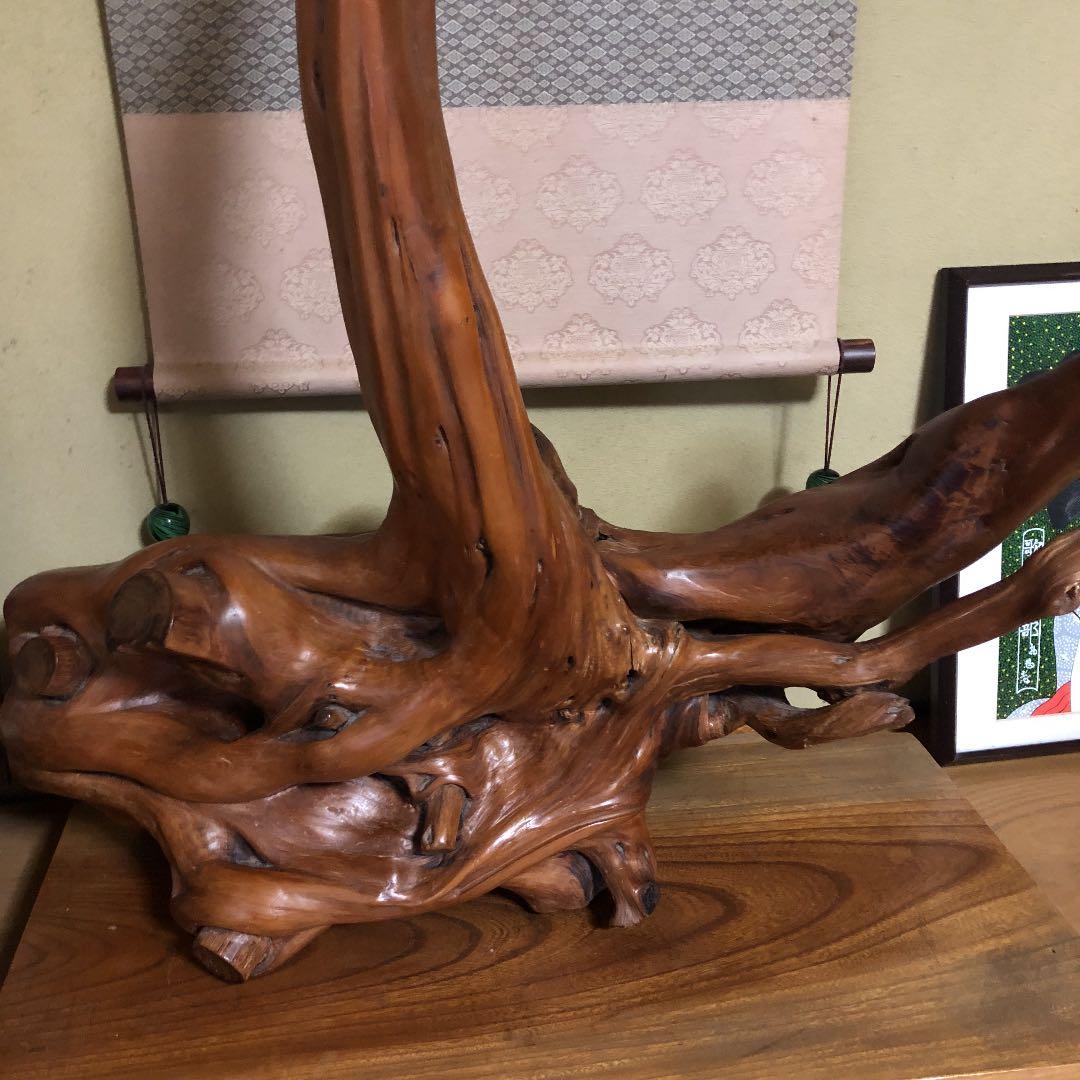 木の根っこの置物