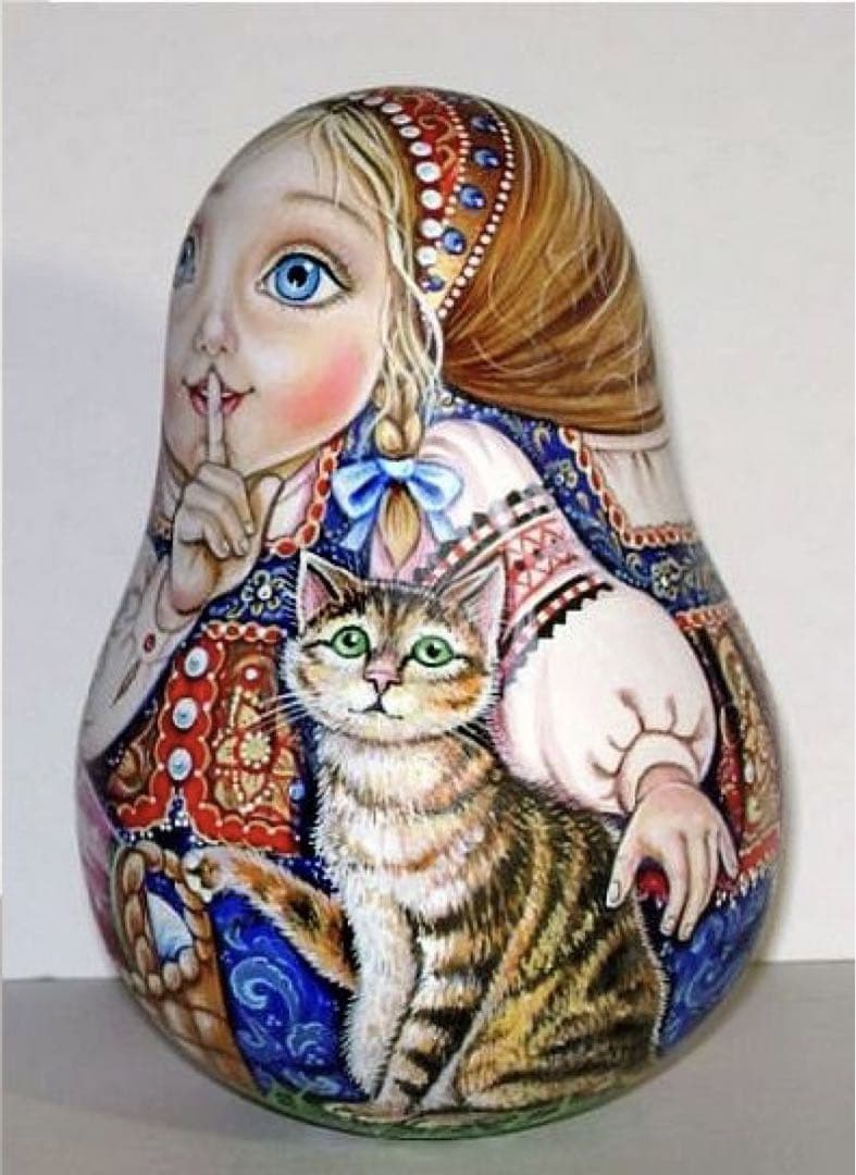 ロシア雑貨☆伝統衣装の起き上がりこぼし♪『猫とマトリョーシカ』ミラ作