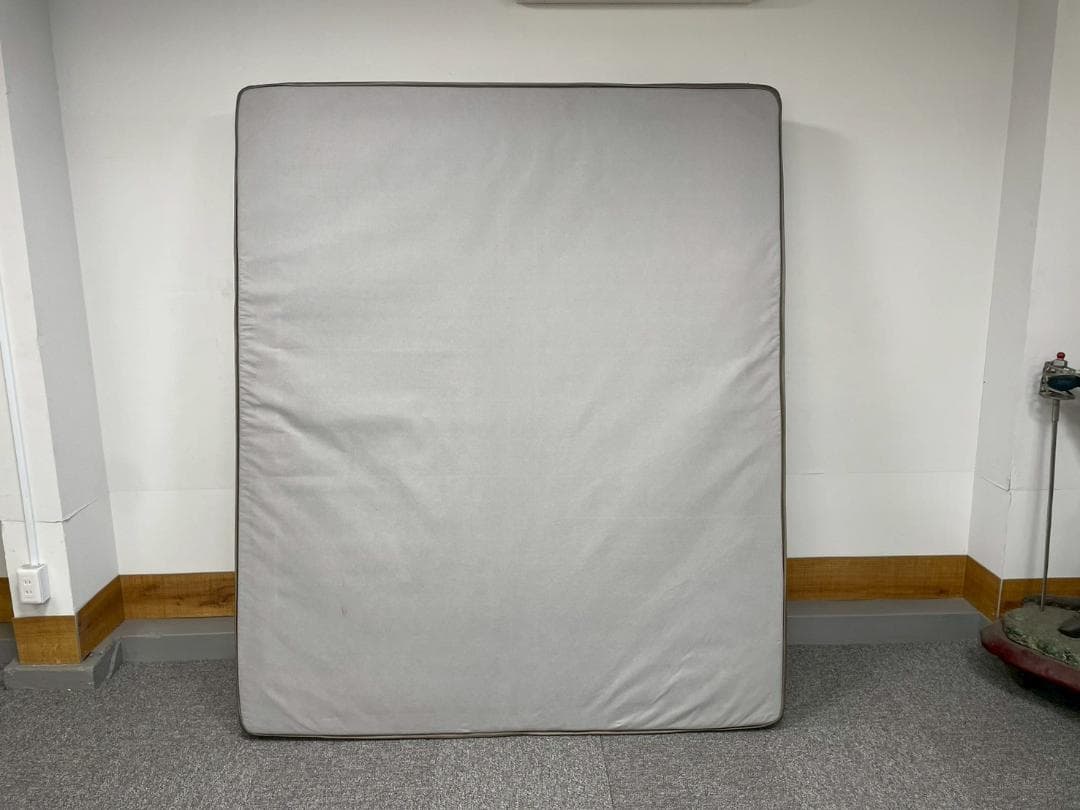 T7898☆展示品☆レガリア☆インシグニア☆キングスダウンクイーンマットレスレス